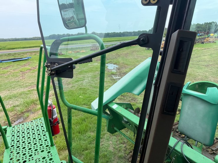 2011-john-deere-9770-sts-image-126