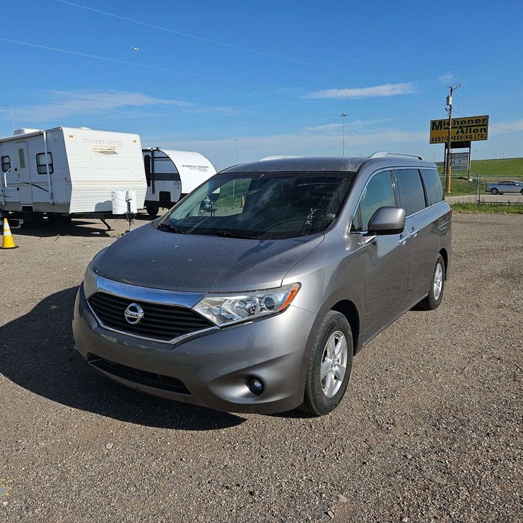 2013 NISSAN QUEST