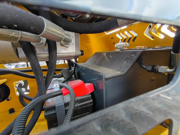 #l63-006-•-2026-zjg-380-mini-skid-steer-image-14