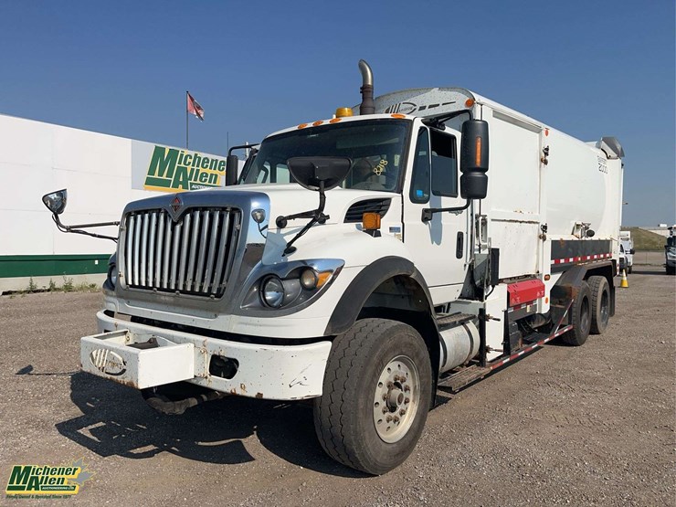 2011-international-workstar-7400-image-1