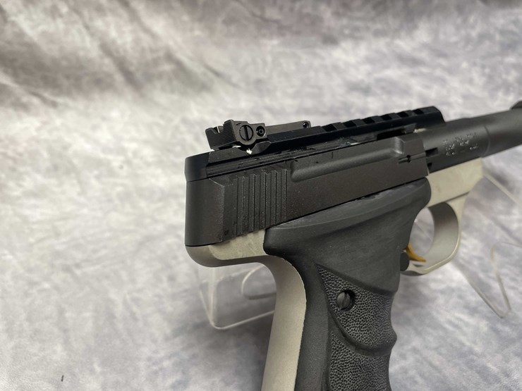 #10860-•-browning-buck-mark-,-22-lr-semi-auto-pistol,-sn:-us515yx25130-image-4