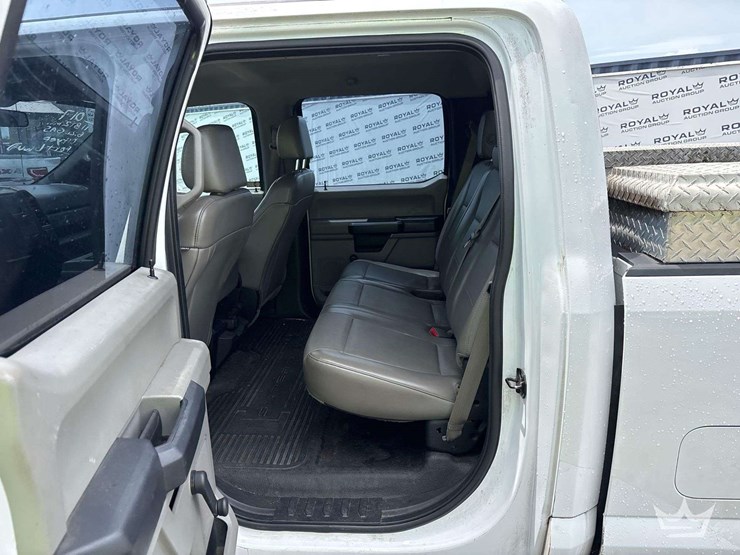 2017-ford-f350-image-24