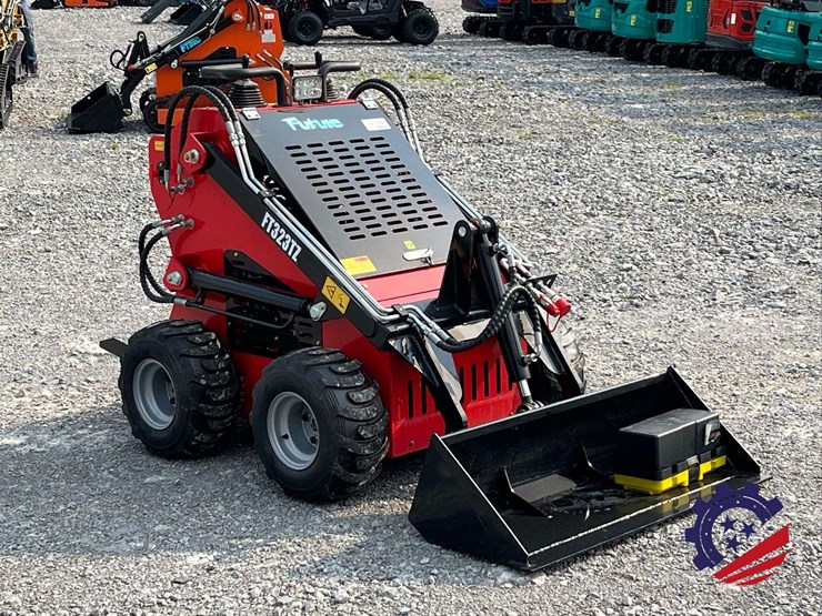 unused-2026-future-ft-323tz-skid-steer-loader-mini-skid-steer-image-9