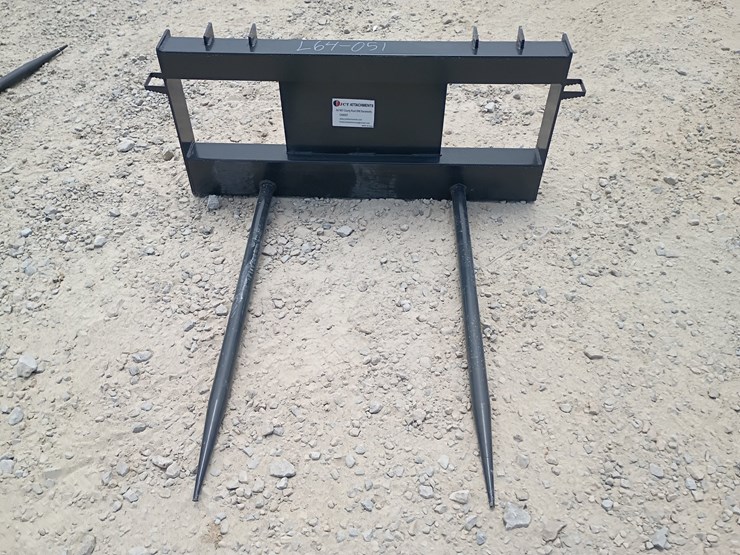 #l64-051-•-jct-bale-spear-skid-steer-attachment-image-1