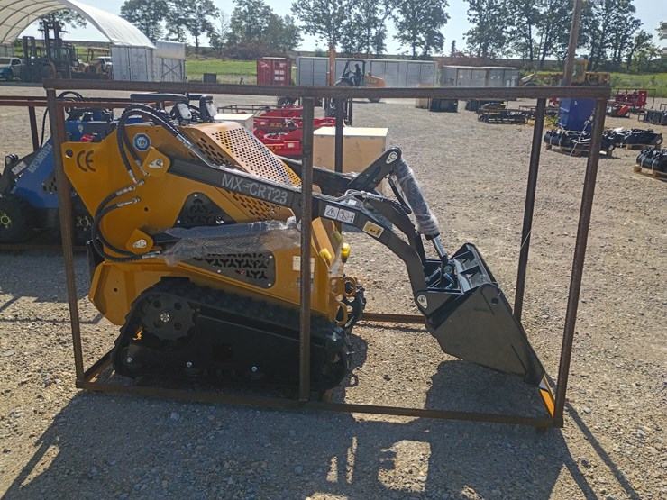 #l66-011-•-2026-agt-mx-crt23-mini-skid-steer-image-5