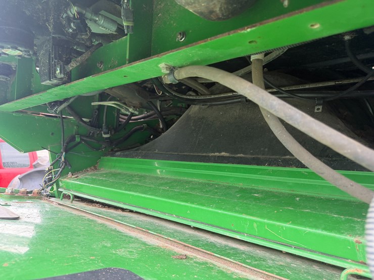 2011-john-deere-9770-sts-image-63