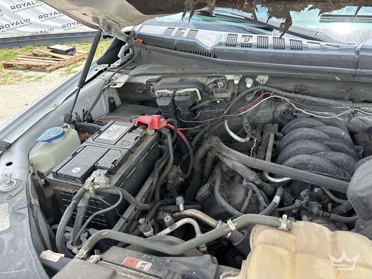 2016-ford-f150-image-8