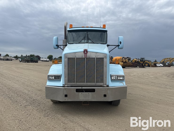 2007-kenworth-t800-image-2