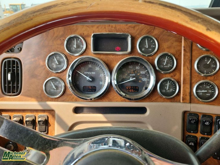 2006-peterbilt-378-image-11