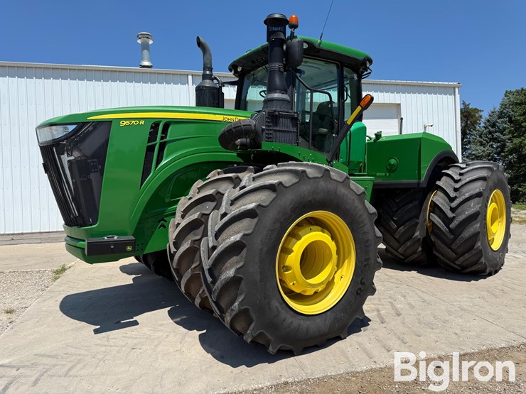 2016-john-deere-9570r-image-1