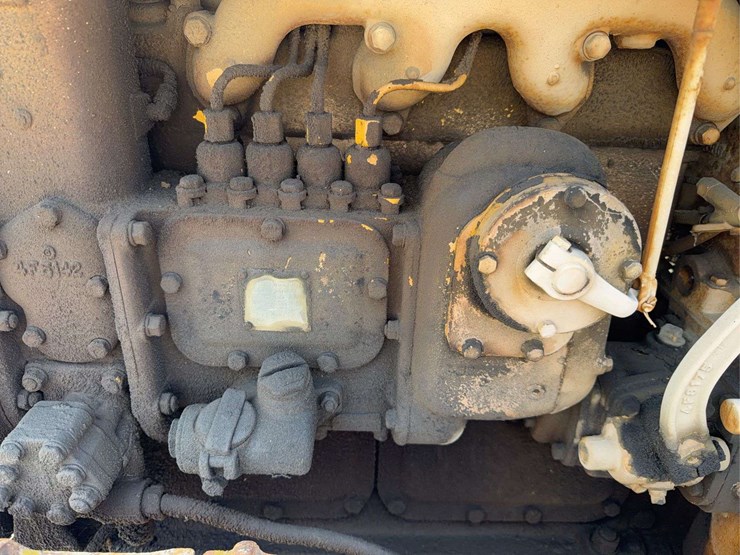 caterpillar-d2-image-25