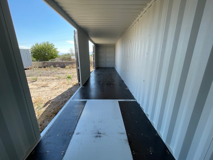 #2350-•-40'-high-shipping-container-image-28