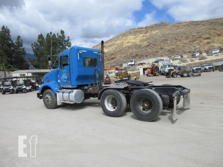 2015-kenworth-t800-image-4
