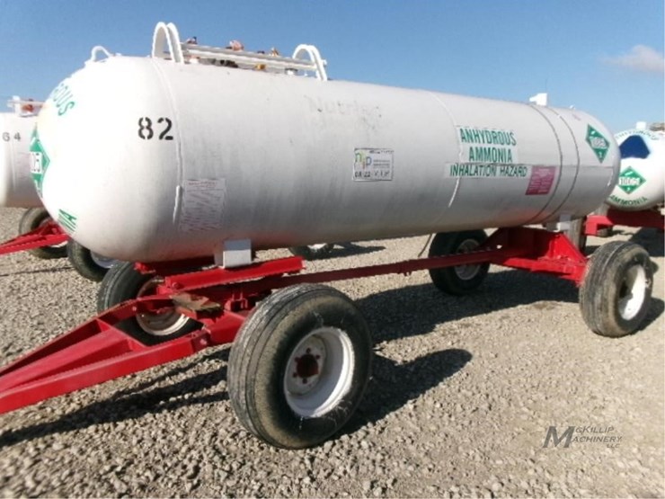 anhydrous-tank-on-gear-3370-image-2