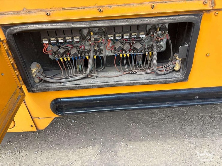 2016-freightliner-b2-image-25
