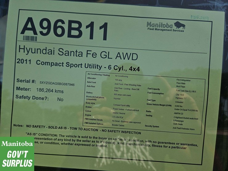 2011-hyundai-santa-fe-image-35