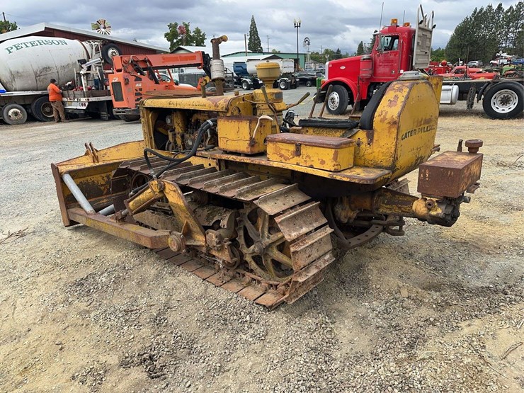 caterpillar-d2-image-3