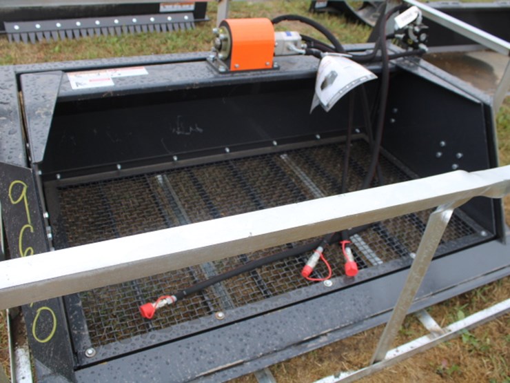 #9660-•-screening-bucket-image-1