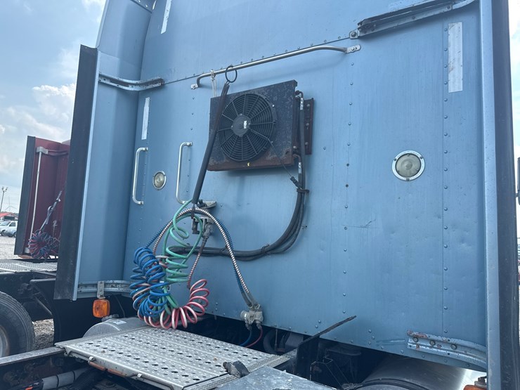 2007-kenworth-t600-image-20