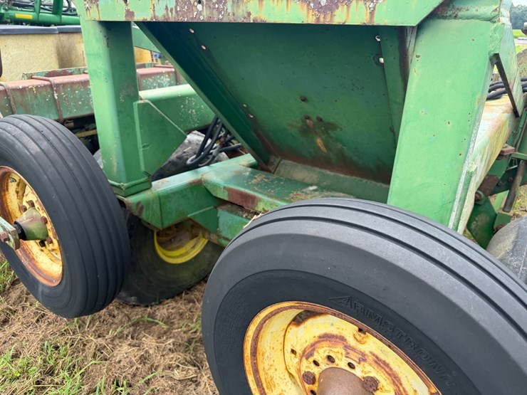 john-deere-530-image-66