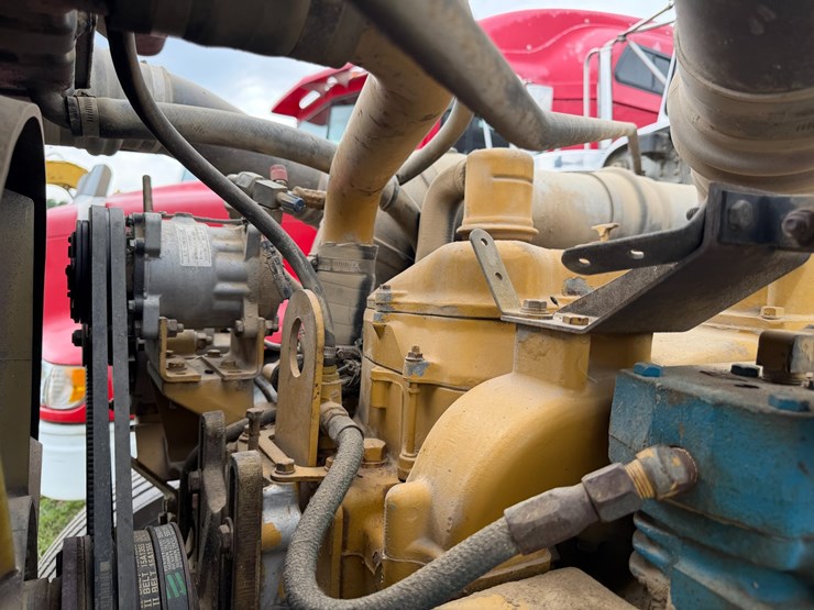 1989-peterbilt-379-image-61