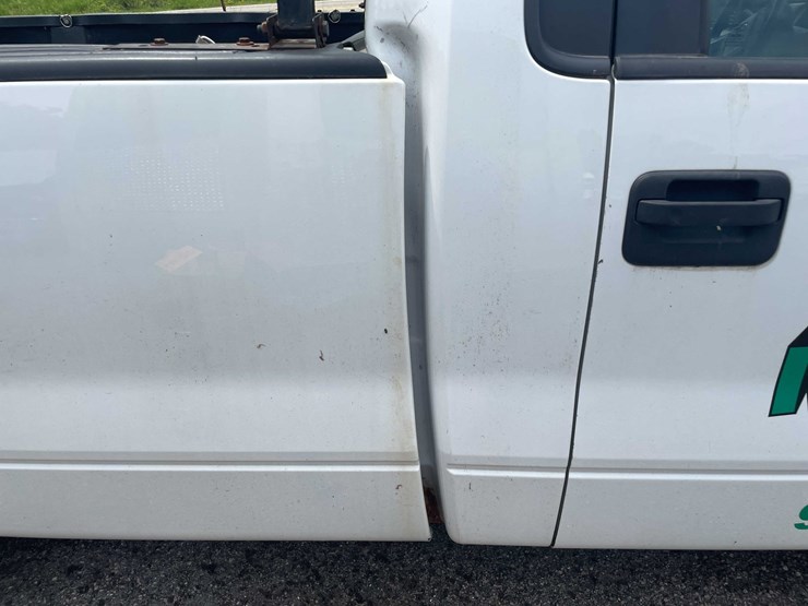 2014-ford-f150-xl-image-21