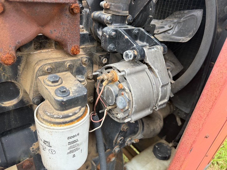 case-ih-4390-image-23