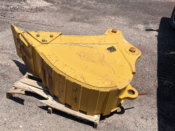 #2204-•-excavator-bucket-image-8