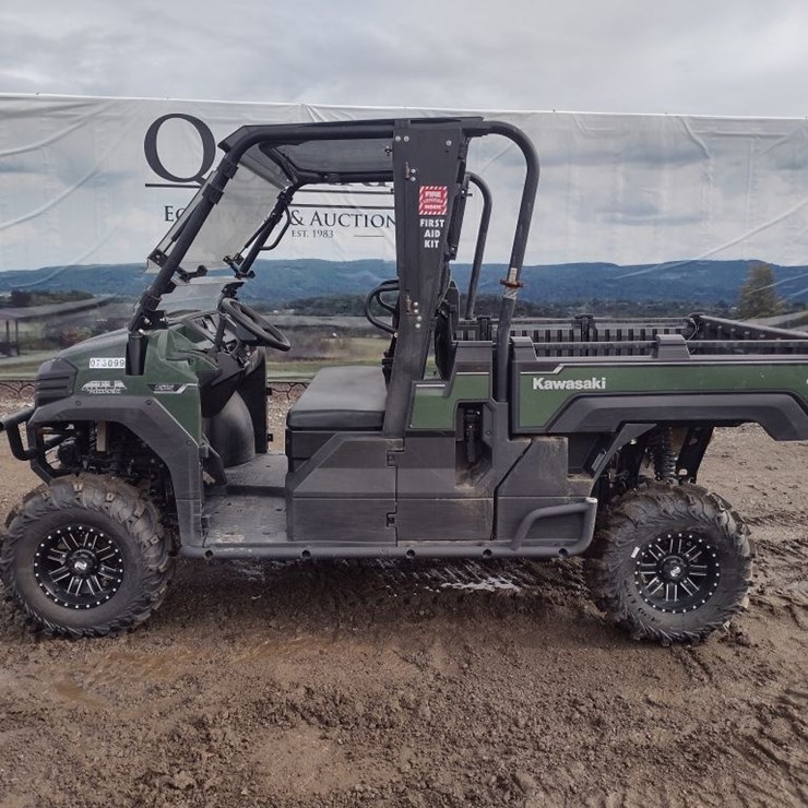 21 Kawasaki KAF820FMFNN Side by Side^TITLE^ (QEA 4794)