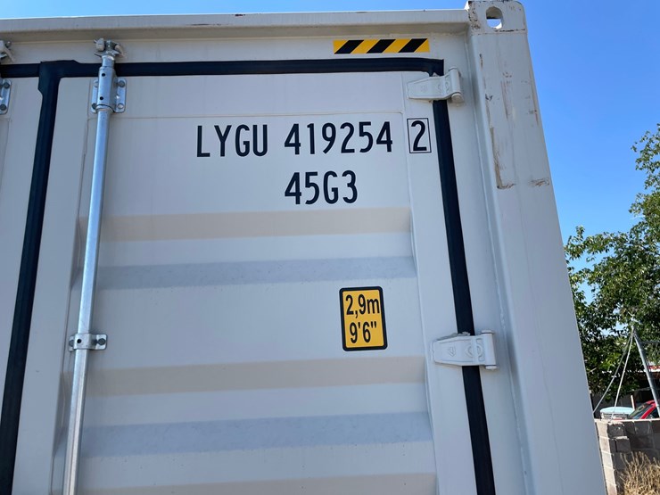 #2351-•-40'-high-shipping-container-image-10