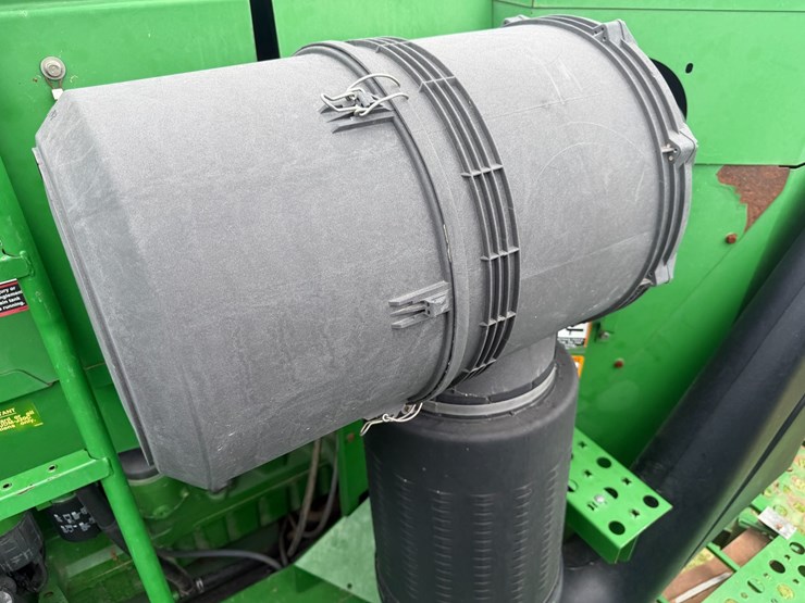 2011-john-deere-9770-sts-image-85