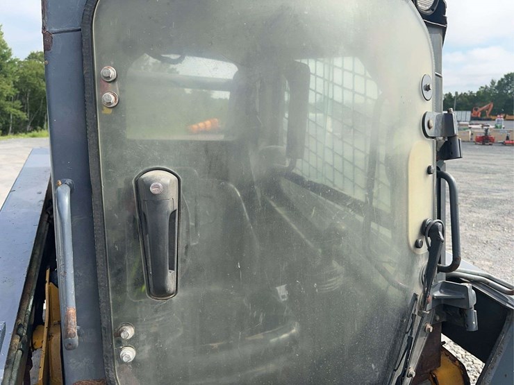 deere-318d-image-15
