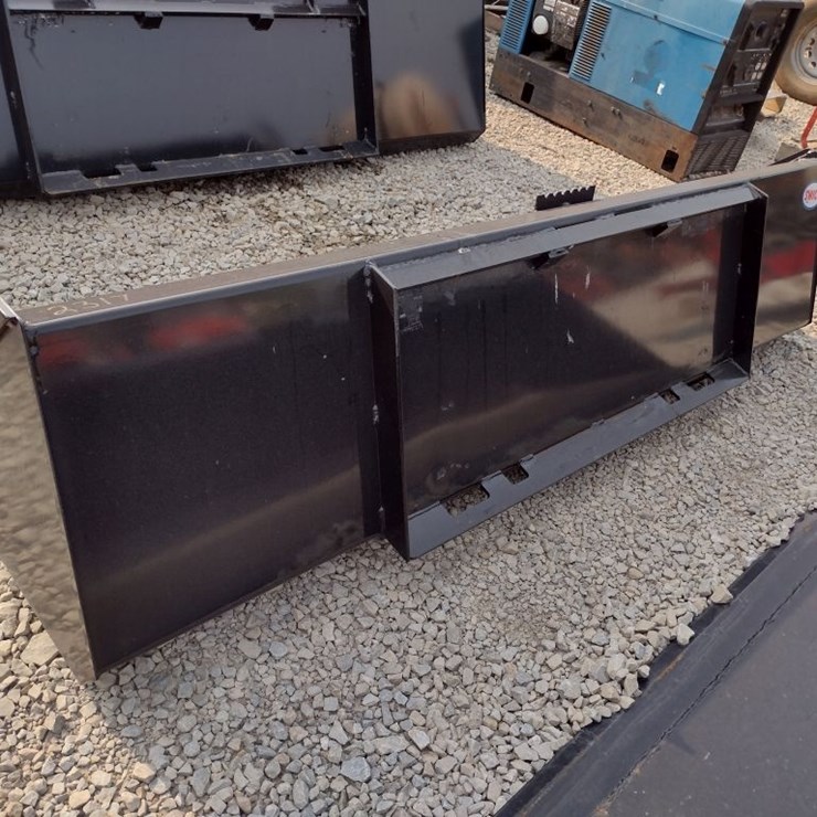 84 in Skid Loader Bucket (QEA 2317)