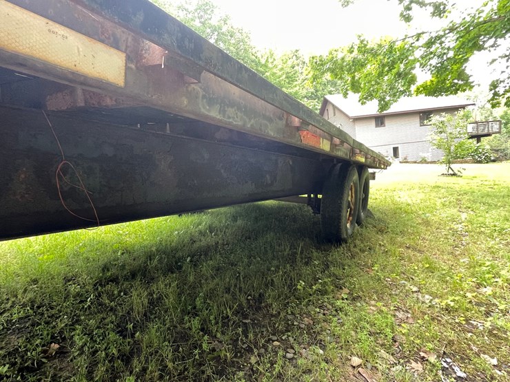 #6105-•-fifth-wheel-flatbed-trailer-(no-title)(sells-bill-of-sale)-image-13