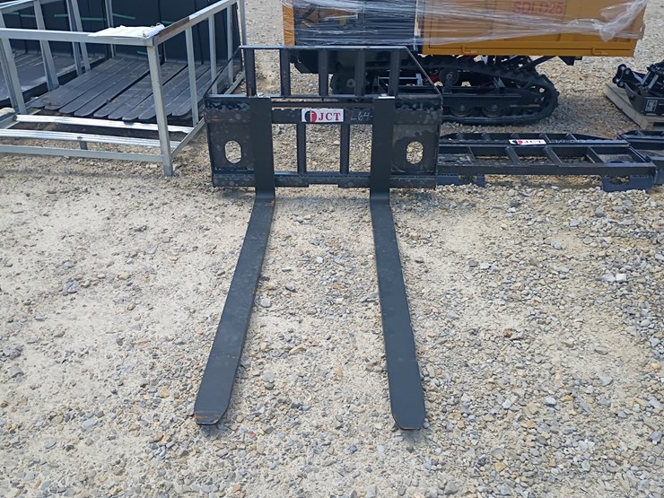 #l64-101-•-jct-pallet-fork-skid-steer-attachment-image-1