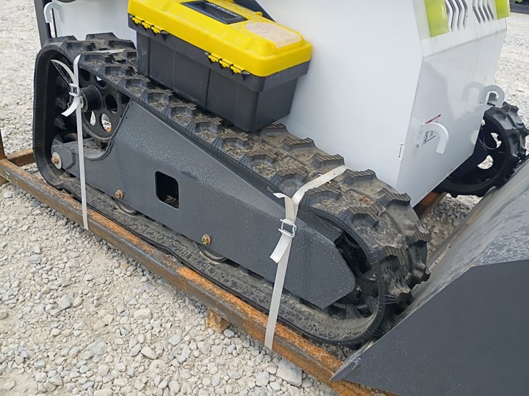 #l63-014-•-2026-zjg-380-mini-skid-steer-image-21