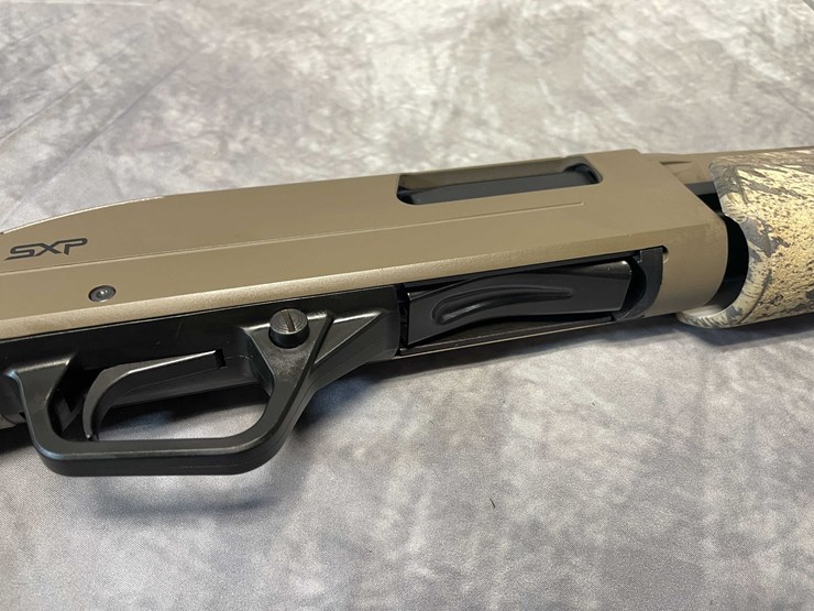 #10658-•-winchester-sxp-hybrid-hunter,-12-ga.-pump-action-shotgun,-sn:-tr6024-002161sp-image-15