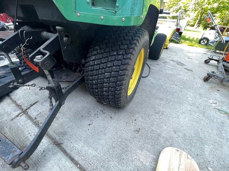 john-deere-425-image-5