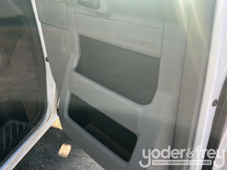 2019-ford-f450-image-34