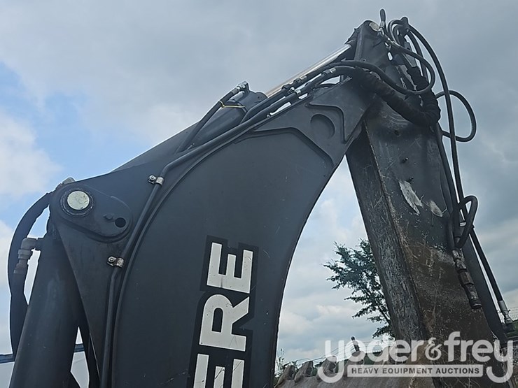 2014-deere-410k-image-32