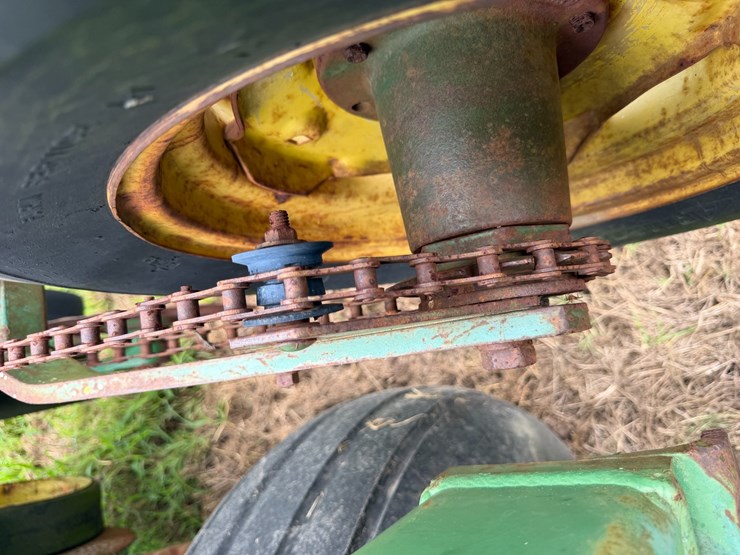 john-deere-530-image-15