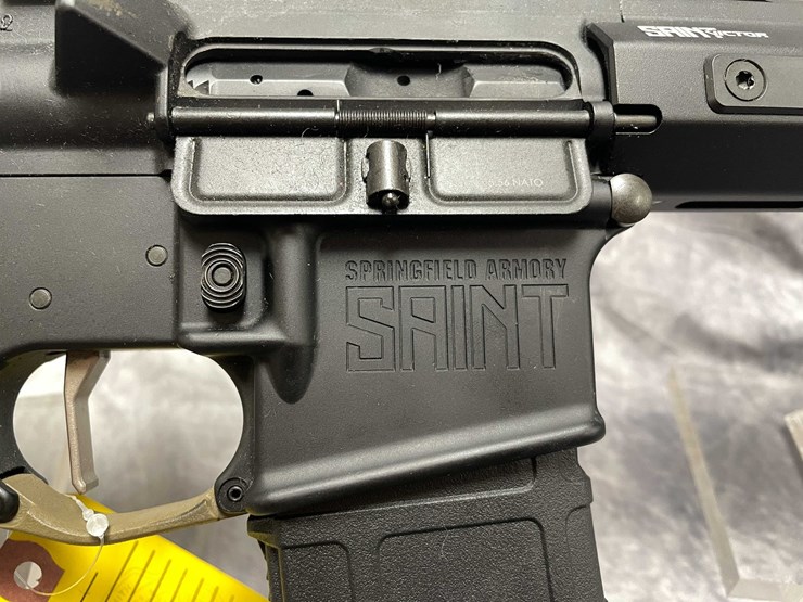 #10695-•-springfield-saint-victor-,-556-nato-semi-auto-rifle,-sn:-st539897-image-12