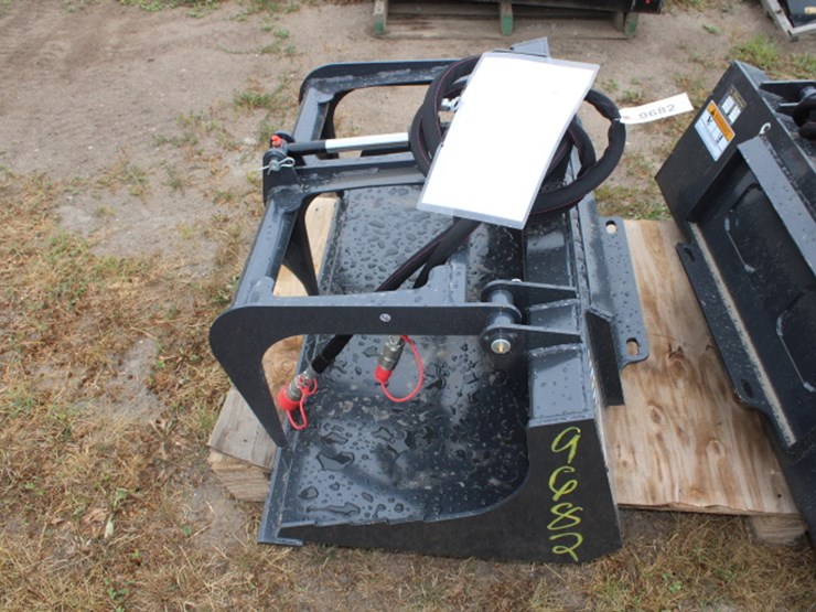 #9682-•-mini-skid-steer-stump-grapple-image-1