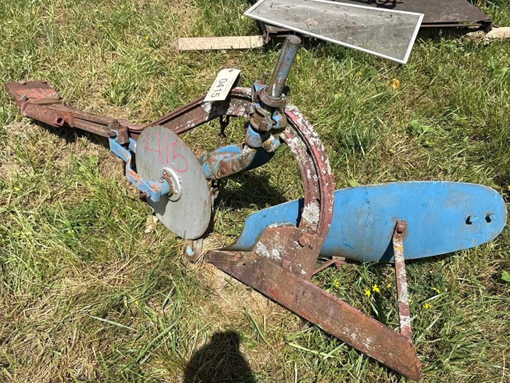 #415-•-single-bottom-plow-image-5