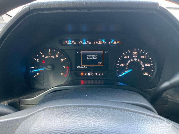 2017-ford-f150-image-13