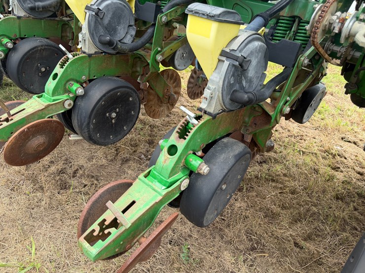 john-deere-1790-image-140