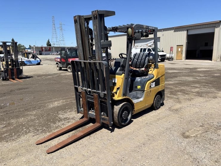 2015-caterpillar-2c6000-image-1