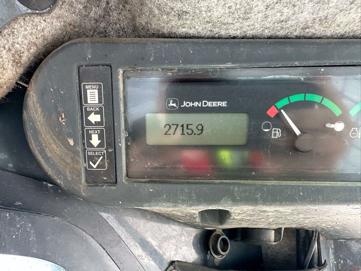 deere-318d-image-26