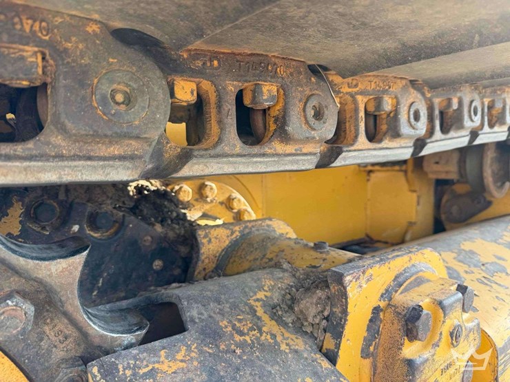 2020-deere-700k-xlt-image-63