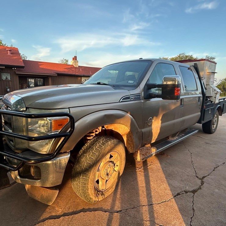 2011 FORD F350